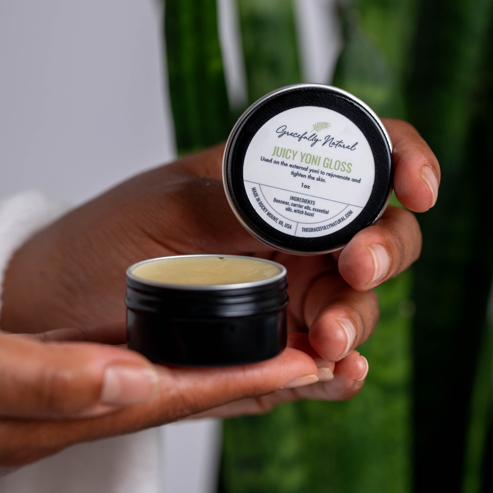 Juicy Yoni Gloss